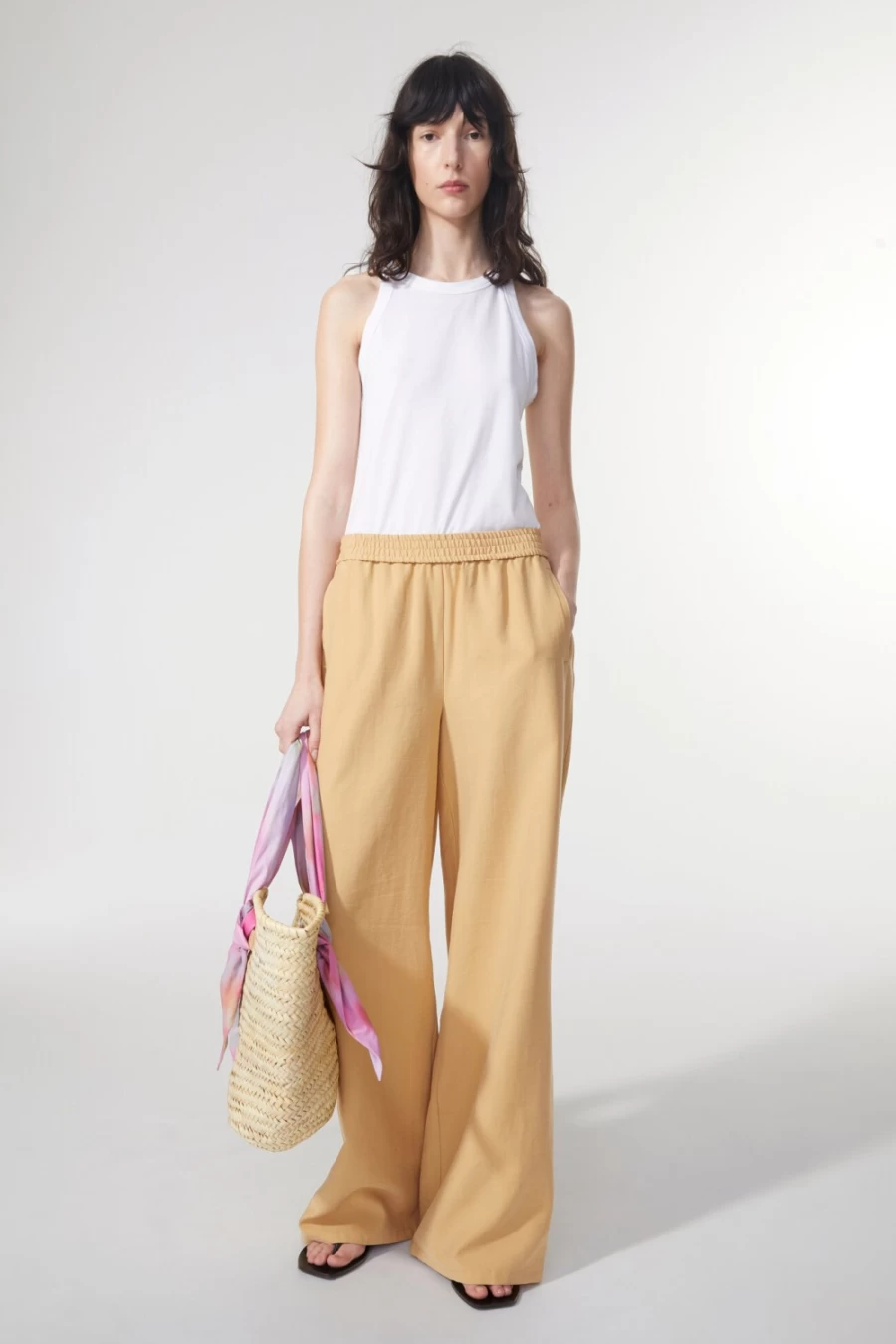 Rodebjer Oana Supple Top for Women in White - Elegant Comfort Wear