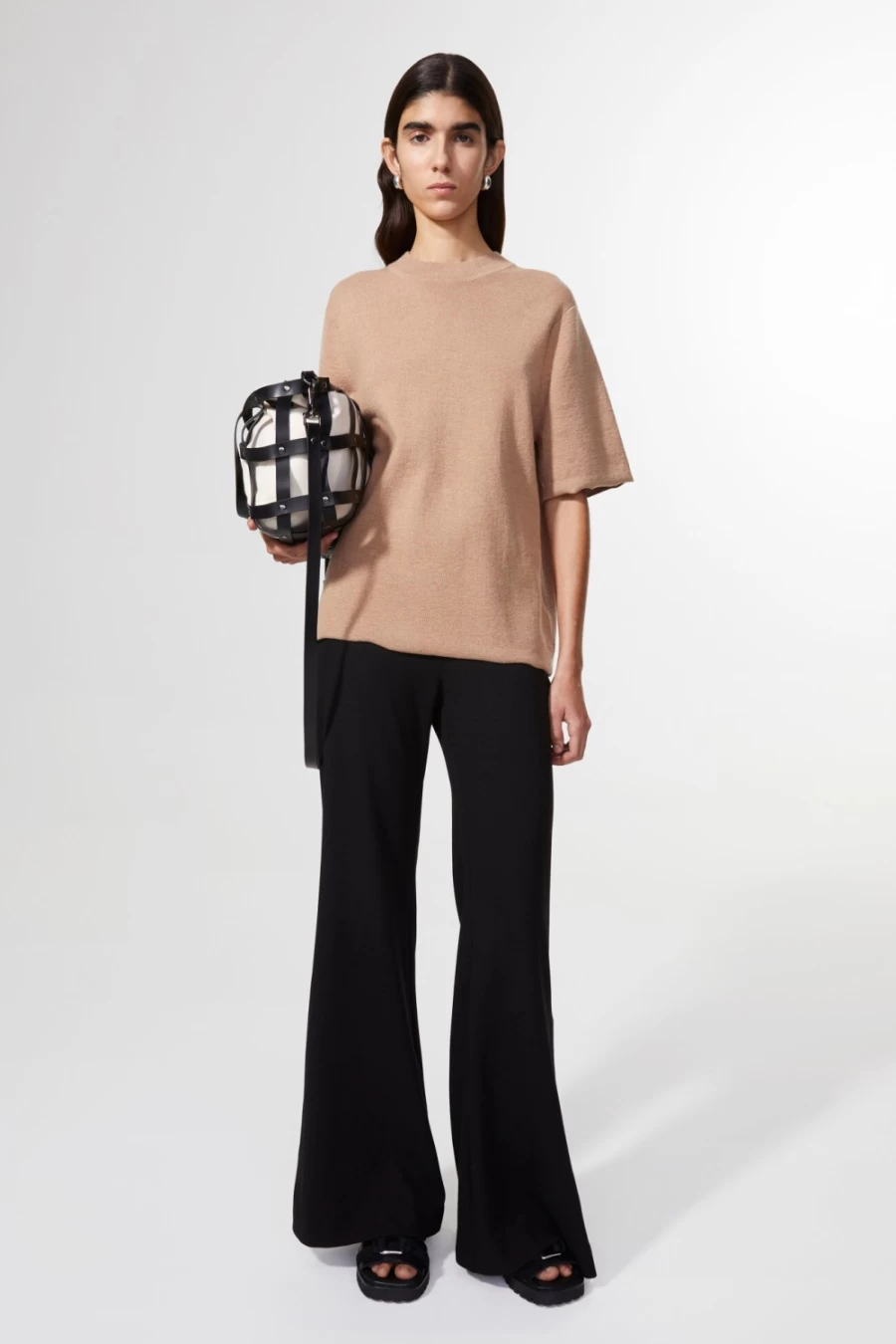 Rodebjer Women's Black Nin Pants - Stylish High-Waisted Trousers for Everyday Wear