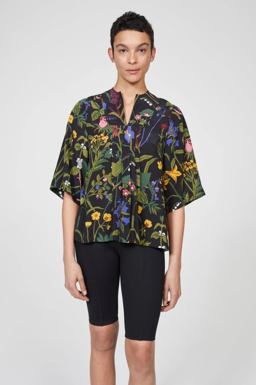 Rodebjer Black Barista Jobs Print Blouse for Women - Stylish Coffee-Themed Top