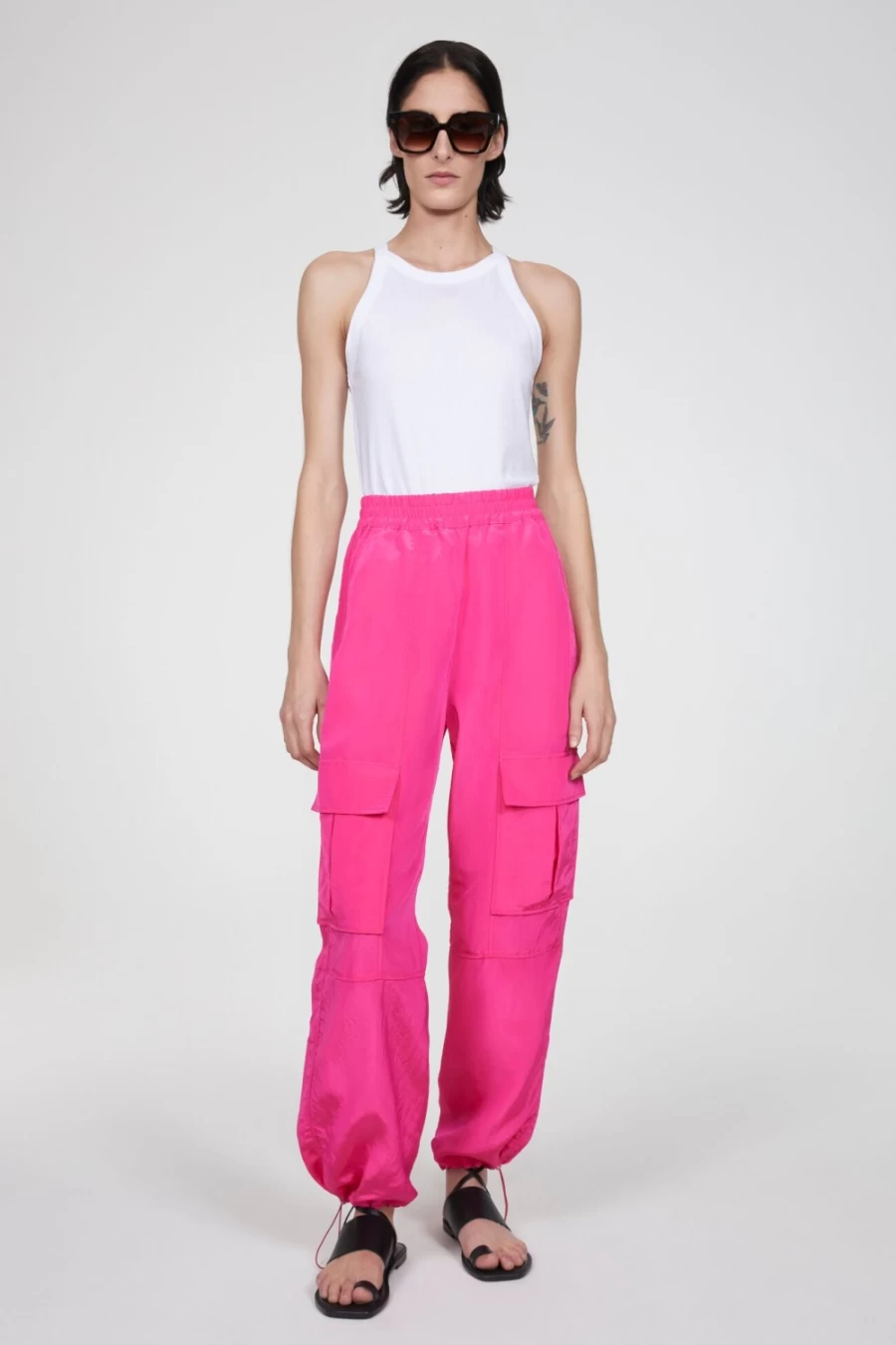 Rodebjer Women's Hot Pink Hayden Cargo Pants - Stylish & Comfortable Cargo Trousers