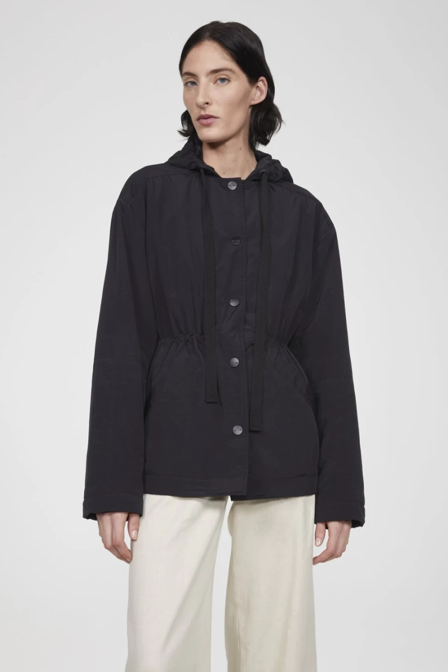 Rodebjer Women's Black Cloud Jacket - Lightweight Water-Resistant Outerwear